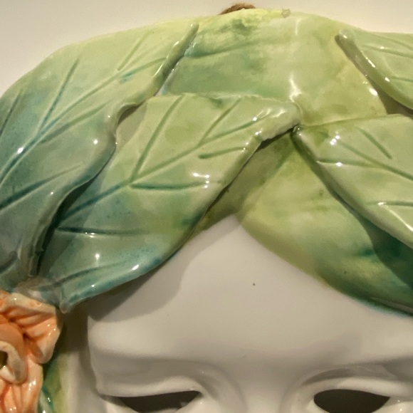 Ceramic Art Pottery Girl Flowers Face Mask Wall Decor Hand-Painted - Picture 3 of 9